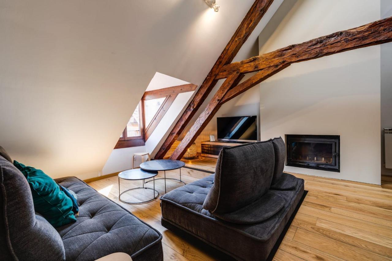 Le Septqatre - Grand Triplex Au Coeur De La Vieille Ville Annecy Exteriör bild