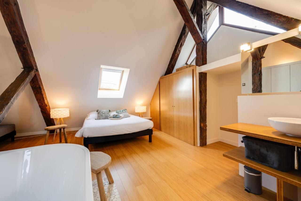 Le Septqatre - Grand Triplex Au Coeur De La Vieille Ville Annecy Exteriör bild