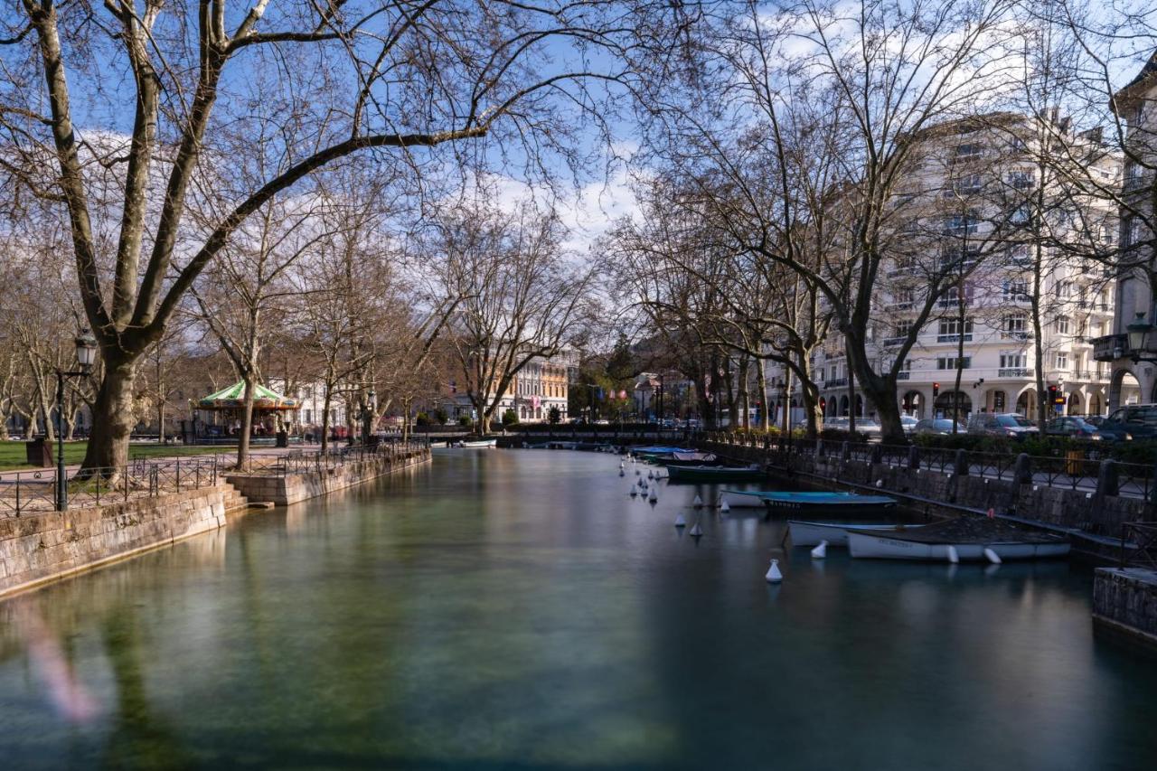 Le Septqatre - Grand Triplex Au Coeur De La Vieille Ville Annecy Exteriör bild